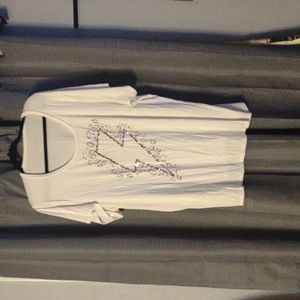 Lightning bolt t-shirt